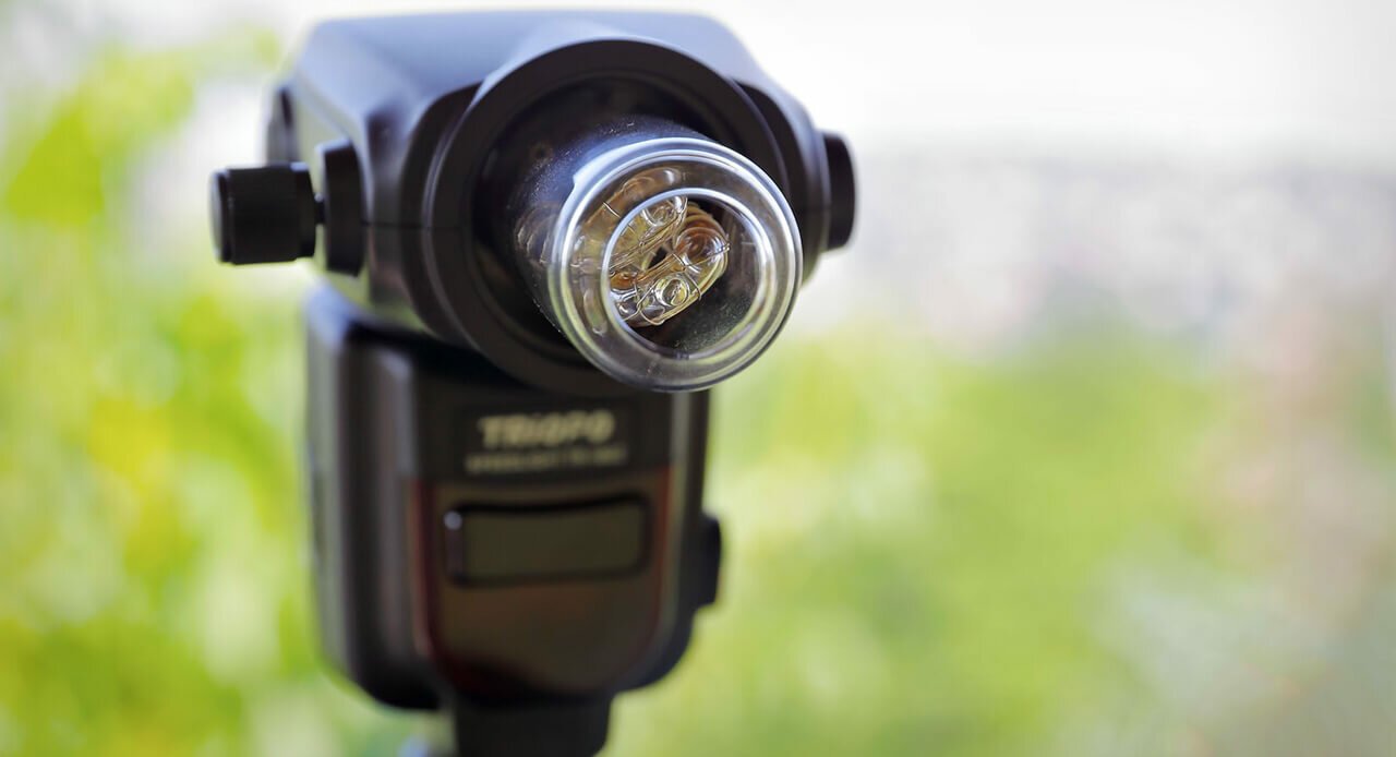 Вспышки для фотоаппаратов Falcon Eyes в Сочи